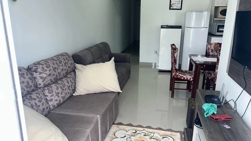 CASA BEM LOCALIZADA COM SUÍTE: 6ª foto da galeria de imagens do imóvel