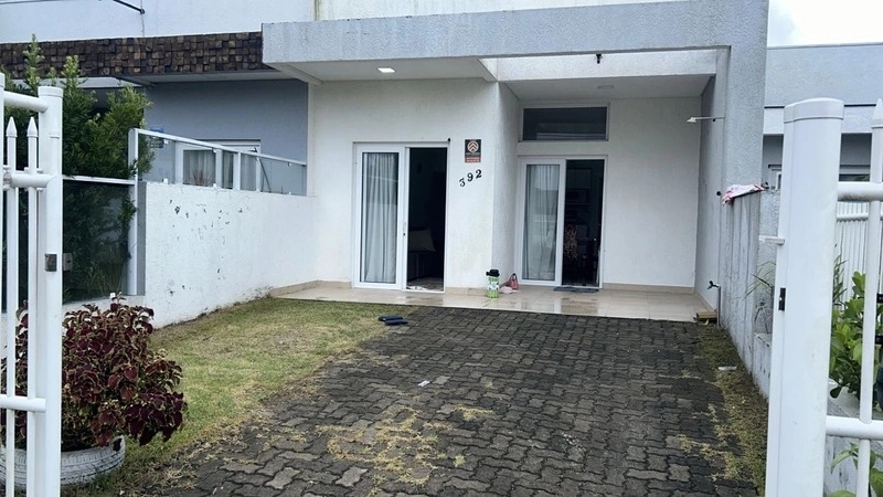 CASA BEM LOCALIZADA COM SUÍTE: 1ª foto da galeria de imagens do imóvel