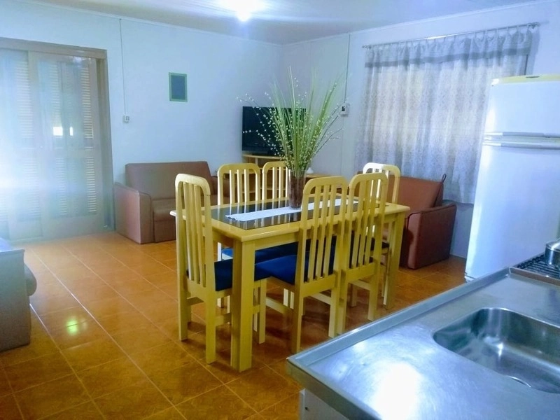 Casa com 2 dormitórios próxima a praia na Zona Norte: 4ª foto da galeria de imagens do imóvel