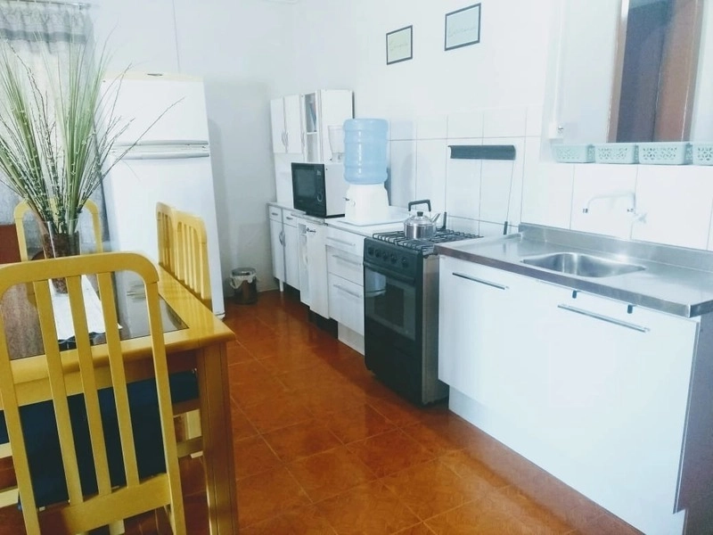 Casa com 2 dormitórios próxima a praia na Zona Norte: 6ª foto da galeria de imagens do imóvel