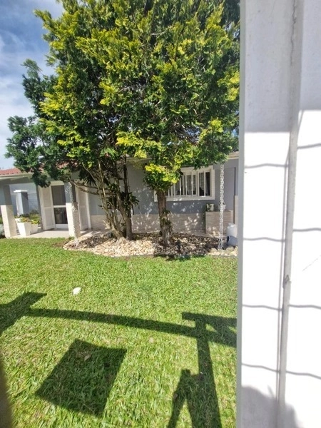Casa aconchegante pronta para morar a 60m do mar na Zona Norte: 3ª foto da galeria de imagens do imóvel