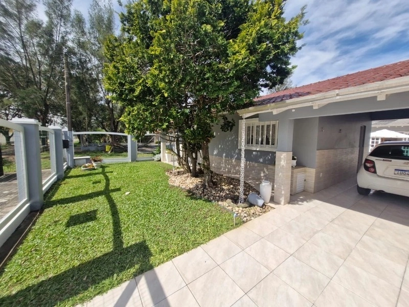 Casa aconchegante pronta para morar a 60m do mar na Zona Norte: 1ª foto da galeria de imagens do imóvel
