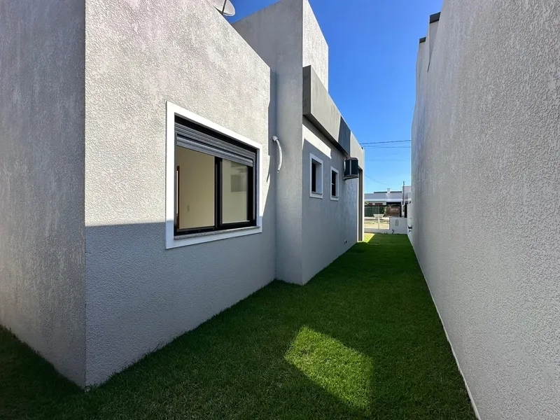 Casa à duas quadras da praia com 2 dormitórios e vista para o mar: 9ª foto da galeria de imagens do imóvel