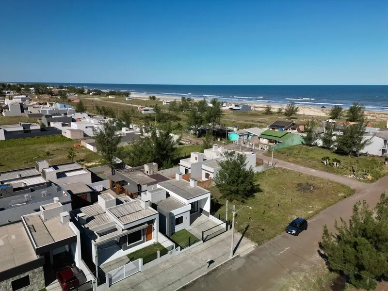 Casa à duas quadras da praia com 2 dormitórios e vista para o mar: 14ª foto da galeria de imagens do imóvel