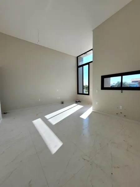 CASA ALTO PADRÃO 3 DORMITÓRIOS (1 SUÍTE) - TERRAÇO - 4 QUADRAS DO MAR: 3ª foto da galeria de imagens do imóvel
