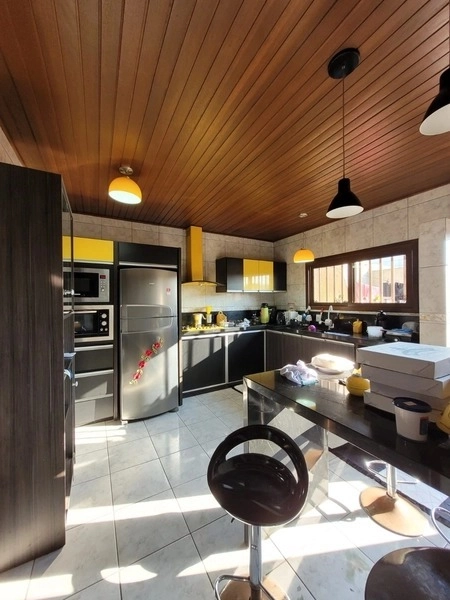 EXCELENTE CASA DE 3 DORMITORIOS COM PISCINA: 15ª foto da galeria de imagens do imóvel