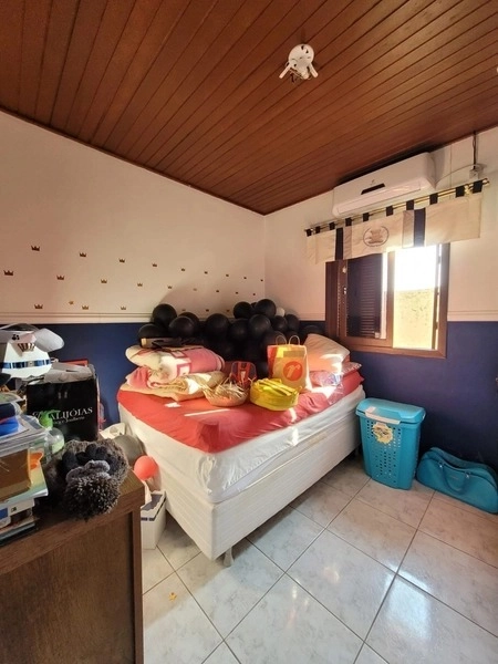 EXCELENTE CASA DE 3 DORMITORIOS COM PISCINA: 3ª foto da galeria de imagens do imóvel