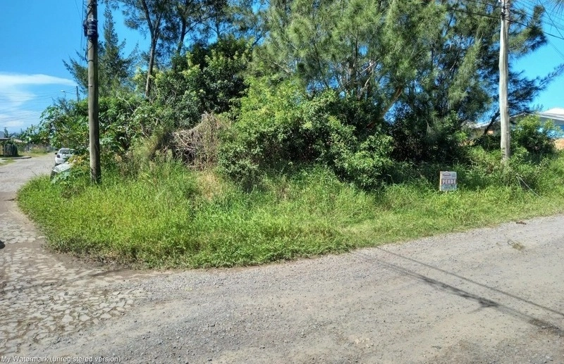 Excelente Terreno de Esquina para Investir !: 3ª foto da galeria de imagens do imóvel