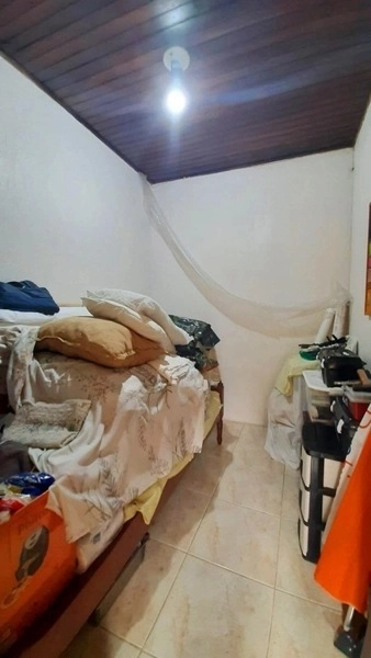 Ótima casa 1 quadra do mar 3 dormitórios + dependência - ampla: 13ª foto da galeria de imagens do imóvel