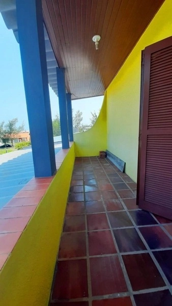 Ótima casa 1 quadra do mar 3 dormitórios + dependência - ampla: 5ª foto da galeria de imagens do imóvel