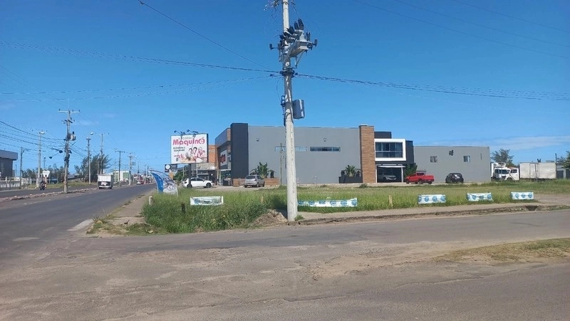 TERRENO NO BAIRRO GUARANI DE ESQUINA NA PARAGUASSÚ: 4ª foto da galeria de imagens do imóvel