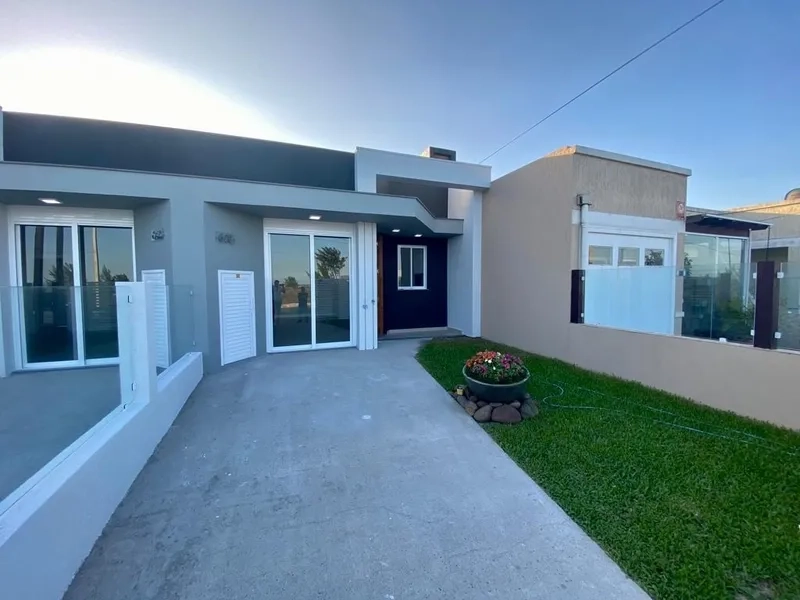 Excelente casa 3 quartos ,sendo 1 suite ,perto do mar de Capão da Cano: 1ª foto da galeria de imagens do imóvel