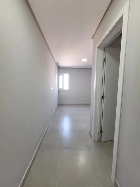 Linda casa em frente à praça!: 4ª foto da galeria de imagens do imóvel