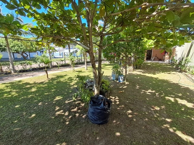 Oportunidade Única em Terreno de Esquina! Duas Quadras do Mar!: 13ª foto da galeria de imagens do imóvel