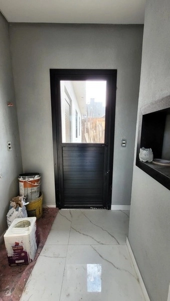 CASA 3 DORMITÓRIOS (1 SUÍTE) COM CLOSET - ROOFTOP - 1 QUADRA DO MAR: 18ª foto da galeria de imagens do imóvel