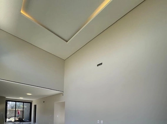 CASA 3 DORMITÓRIOS (2 SUÍTES) - ESQUINA  - 3 QUADRAS DO MAR: 10ª foto da galeria de imagens do imóvel