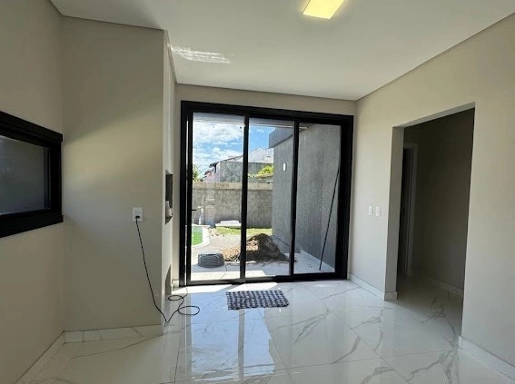 CASA 3 DORMITÓRIOS (2 SUÍTES) - ESQUINA  - 3 QUADRAS DO MAR: 14ª foto da galeria de imagens do imóvel