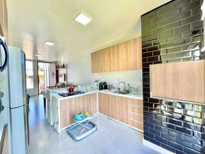 CASA A VENDA COM FACHADA DE CONDOMÍNIO: 4ª foto da galeria de imagens do imóvel