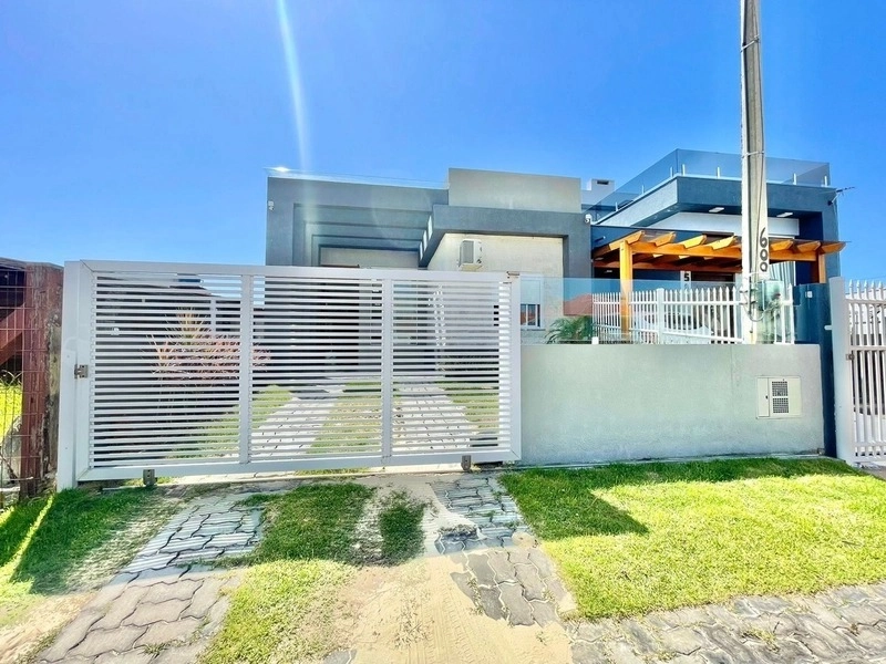 CASA A VENDA COM FACHADA DE CONDOMÍNIO: 1ª foto da galeria de imagens do imóvel