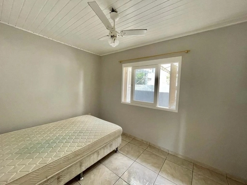 Casa com 3 dormitórios e anexo nos fundos no bairro Zona Nova: 13ª foto da galeria de imagens do imóvel