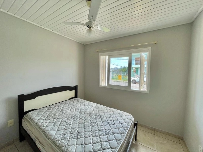 Casa com 3 dormitórios e anexo nos fundos no bairro Zona Nova: 12ª foto da galeria de imagens do imóvel