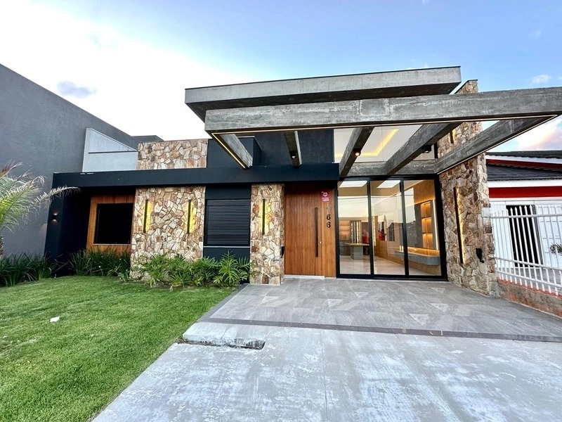 Casa Alto Padrão com Terraço na Zona Nova!: 2ª foto da galeria de imagens do imóvel
