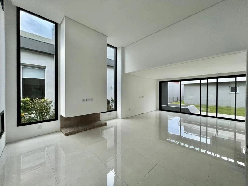 Casa com 3 dormitórios no condomínio Dubai Resort: 9ª foto da galeria de imagens do imóvel