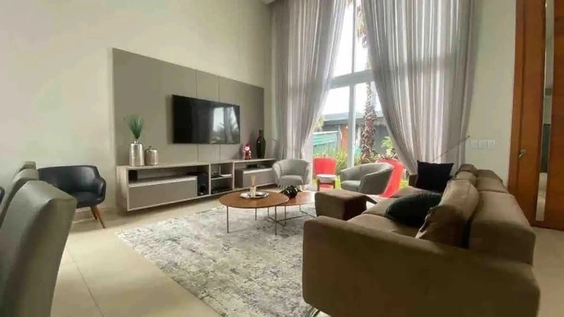 Casa dos sonhos no condomínio Dubai com piscina e 4 suítes: 15ª foto da galeria de imagens do imóvel