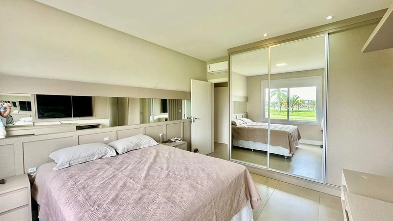 Casa mobiliada com 4 suítes no condomínio Dubai: 6ª foto da galeria de imagens do imóvel