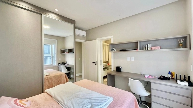 Casa mobiliada com 4 suítes no condomínio Dubai: 12ª foto da galeria de imagens do imóvel
