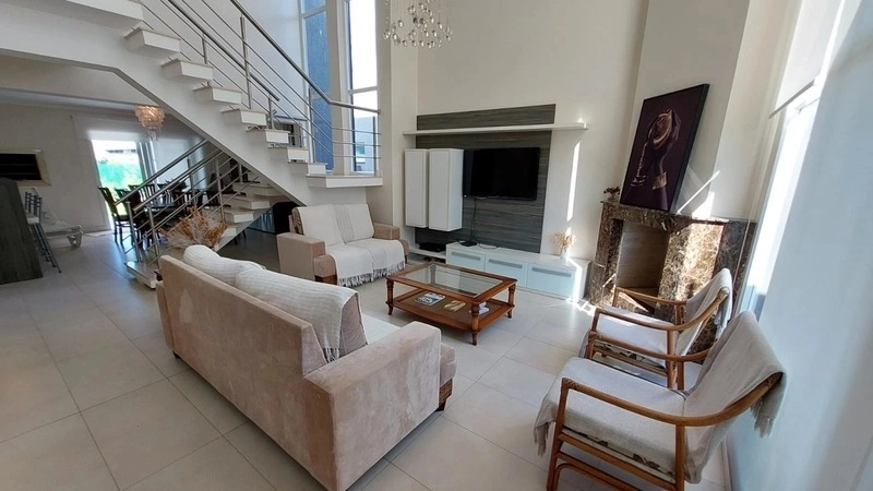Casa com 4 dormitórios e piscina no condomínio Dubai: 12ª foto da galeria de imagens do imóvel