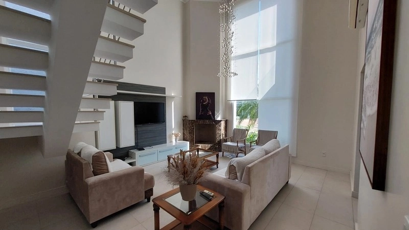 Casa com 4 dormitórios e piscina no condomínio Dubai: 16ª foto da galeria de imagens do imóvel