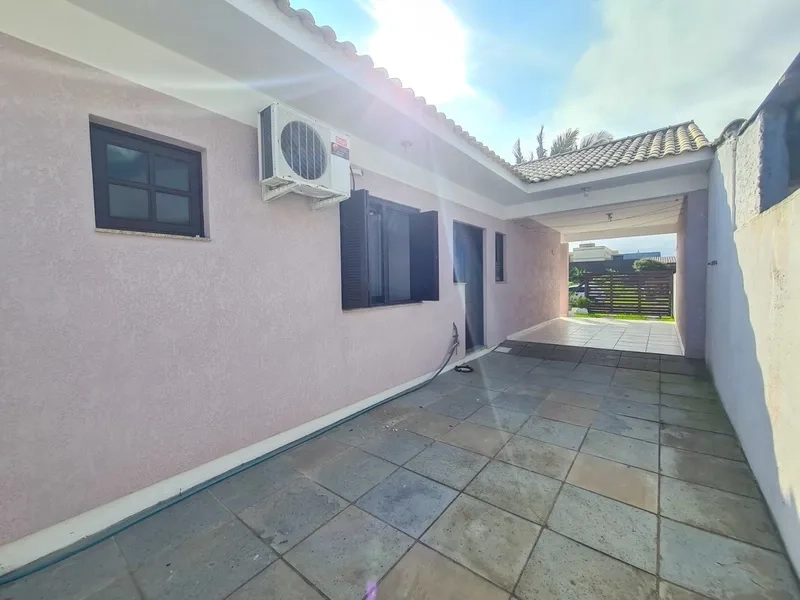 Casa 3 dormitórios no bairro a poucas quadras do mar- terreno inteiro: 5ª foto da galeria de imagens do imóvel