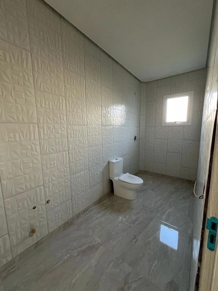 Casa com 4 suítes no condomínio Dubai: 2ª foto da galeria de imagens do imóvel