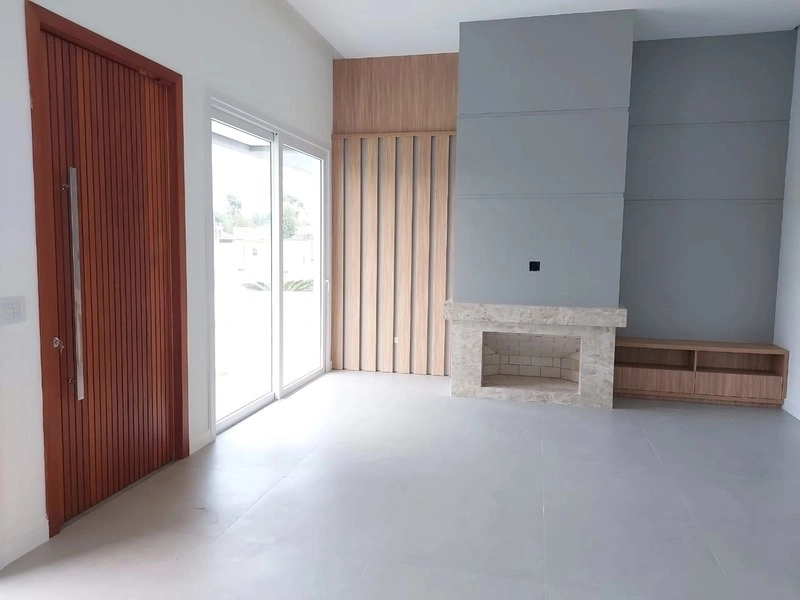 Linda Casa com Piscina no Condomínio Dubai!: 4ª foto da galeria de imagens do imóvel