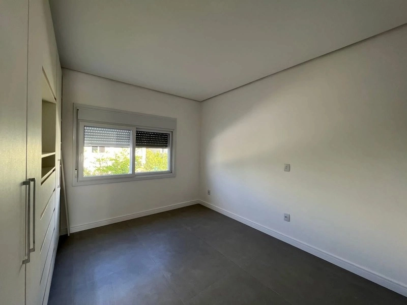 Linda Casa com Piscina no Condomínio Dubai!: 7ª foto da galeria de imagens do imóvel