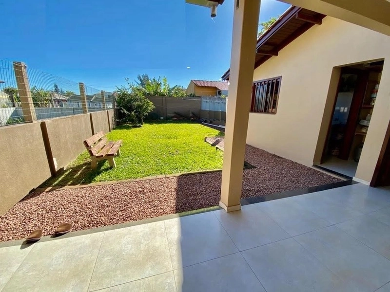 Casa com 3 dormitórios à duas quadras do mar no bairro Zona Nova: 15ª foto da galeria de imagens do imóvel