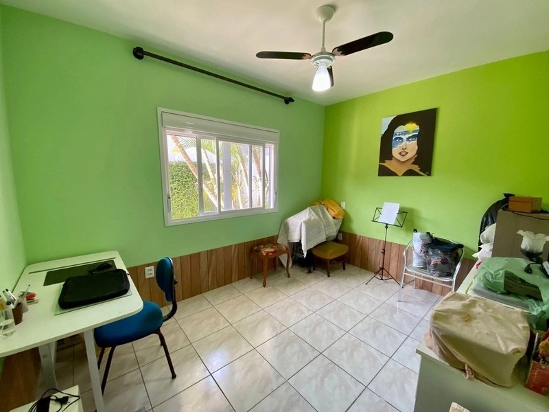 Casa bairro nobre próxima ao mar: 17ª foto da galeria de imagens do imóvel