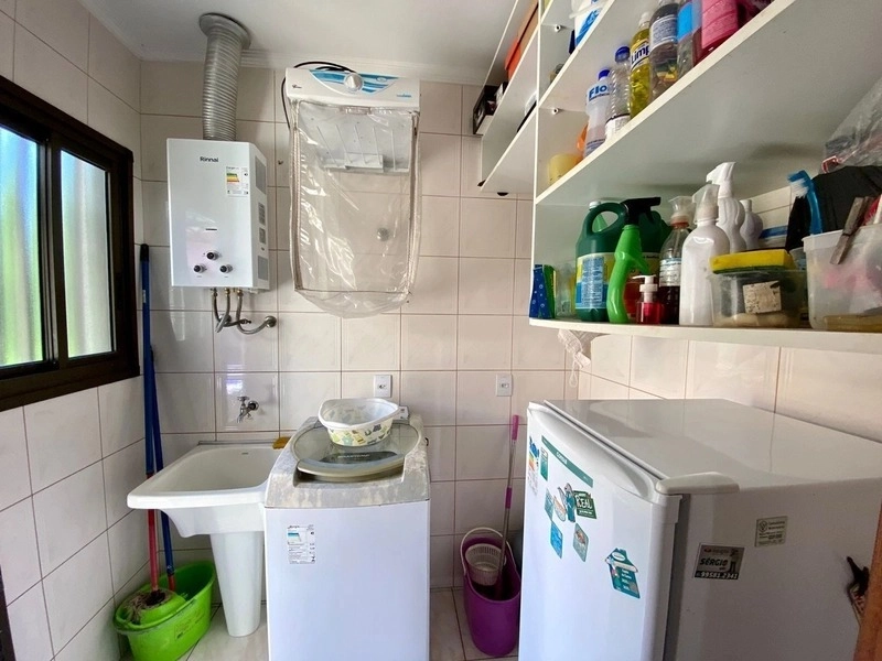 Casa bairro nobre próxima ao mar: 16ª foto da galeria de imagens do imóvel