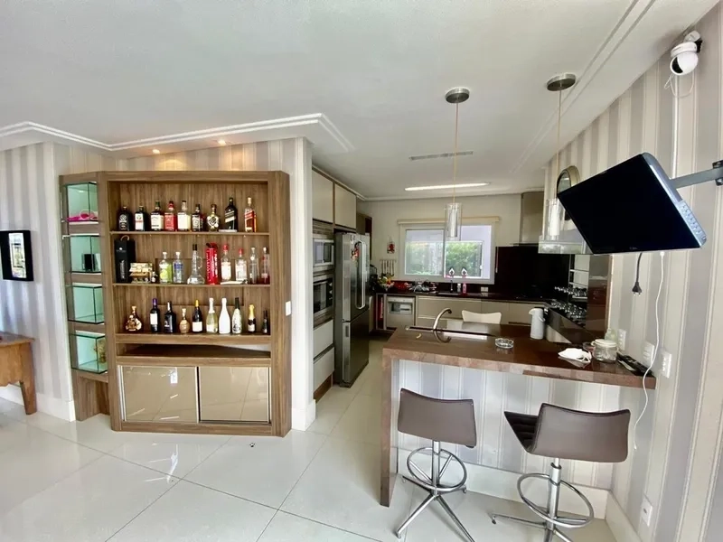 Casa dos sonhos no condomínio Dubai com 5 suítes e piscina: 29ª foto da galeria de imagens do imóvel