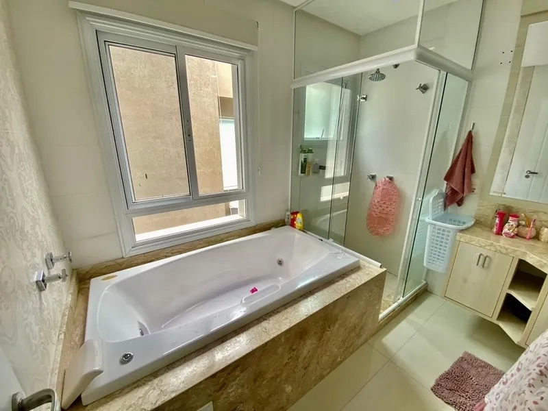Casa dos sonhos no condomínio Dubai com 5 suítes e piscina: 9ª foto da galeria de imagens do imóvel