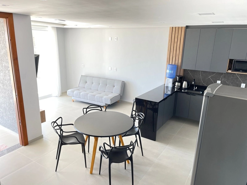 Sobrado com 2 dormitórios mobiliado e sacada com vista para o mar: 7ª foto da galeria de imagens do imóvel