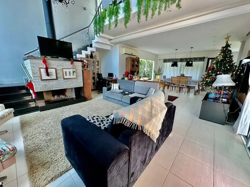 Casa mobiliada e decorada com 3 suítes no condomínio Condado: 17ª foto da galeria de imagens do imóvel
