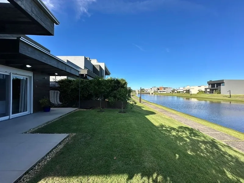 CAPÃO ILHAS RESORT CASA BEIRA LAGO À VENDA: 16ª foto da galeria de imagens do imóvel