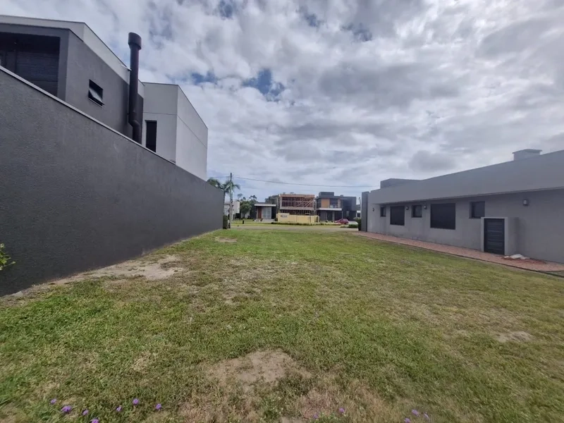 Terreno dos sonhos, invista no seu futuro!: 4ª foto da galeria de imagens do imóvel