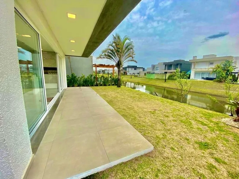 Casa com 4 suítes mobiliada e decorada no condomínio Ilhas Resort: 9ª foto da galeria de imagens do imóvel