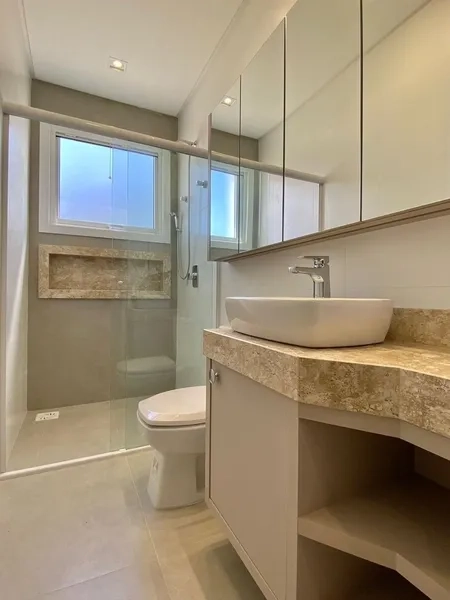 Casa com 4 suítes mobiliada no condomínio: 5ª foto da galeria de imagens do imóvel