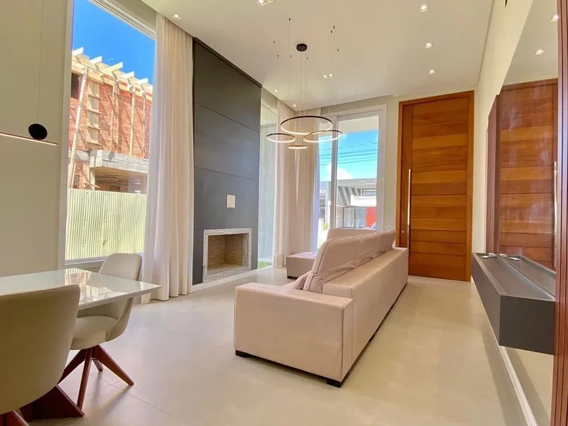 Casa com 4 suítes mobiliada no condomínio: 2ª foto da galeria de imagens do imóvel