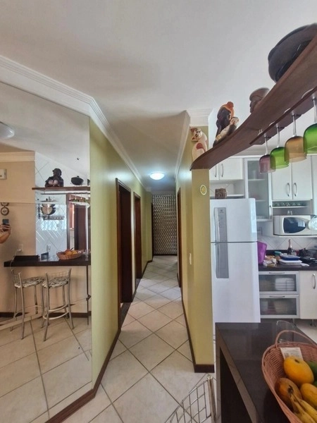Casa a uma quadra do mar com 4 dormitórios: 10ª foto da galeria de imagens do imóvel