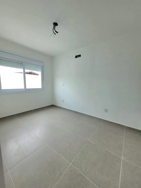 CASA 3 DORMITÓRIOS (1 SUÍTE) NA ZONA NOVA PRÓXIMO AO CENTRO DE CAPÃO: 5ª foto da galeria de imagens do imóvel